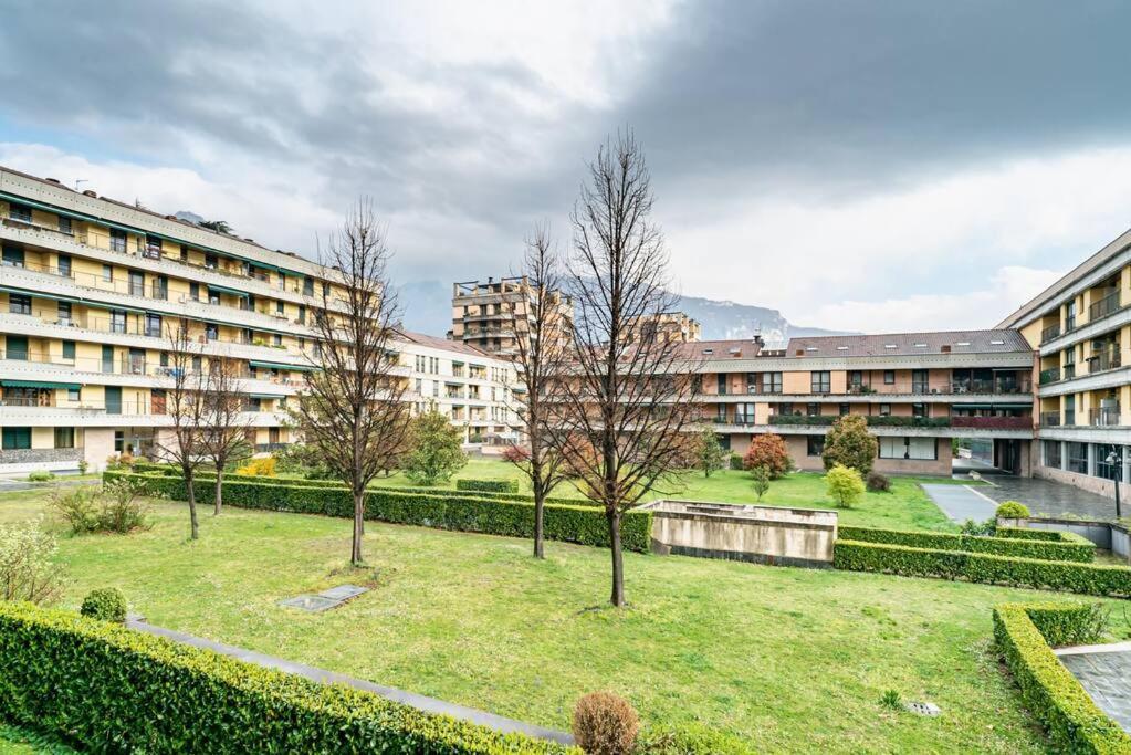 Broletto Park Apartment - Affitti Brevi Italia ليكو المظهر الخارجي الصورة